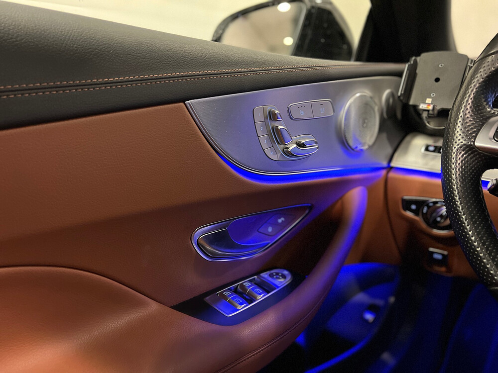 Mercedes-Benz E220d AMG Coupé NEUMODELL -Orig. NL- 194PS 2018 E-Klasse, SH-758-Z