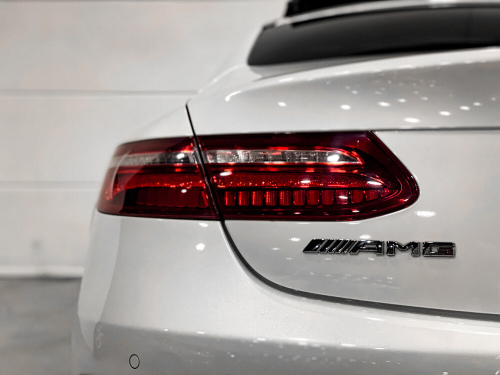 Mercedes-Benz E220d AMG Coupé NEUMODELL -Orig. NL- 194PS 2018 E-Klasse, SH-758-Z