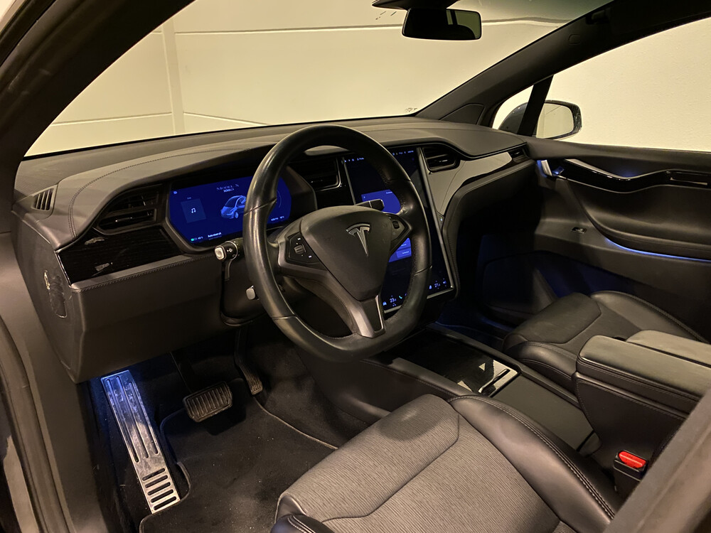 Tesla Model X 100D Leistung 417PS 2018, SZ-126-G