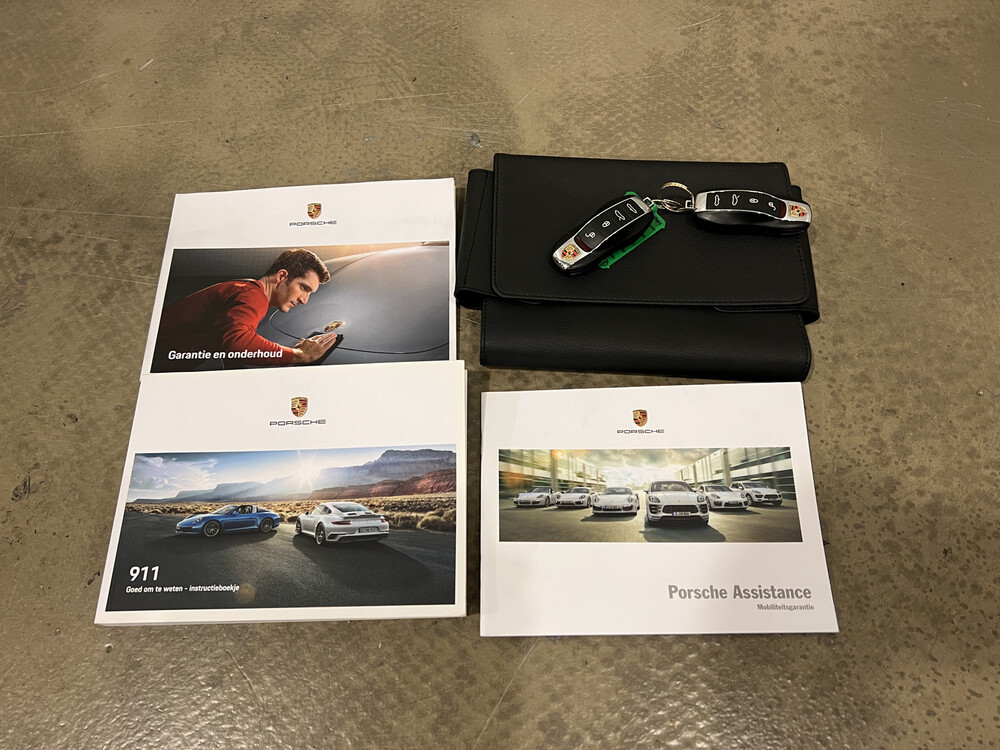 Porsche 911 Cabriolet 3.0 Carrera 370PS 2018, RL-391-K