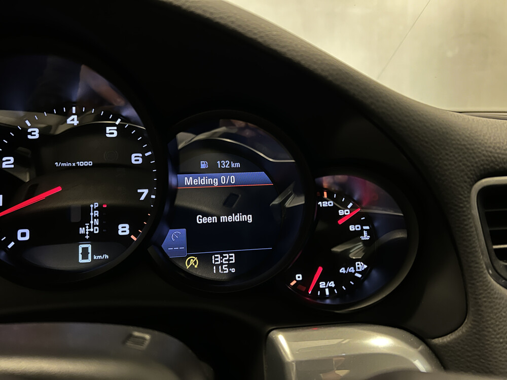 Porsche 911 Cabriolet 3.0 Carrera 370PS 2018, RL-391-K