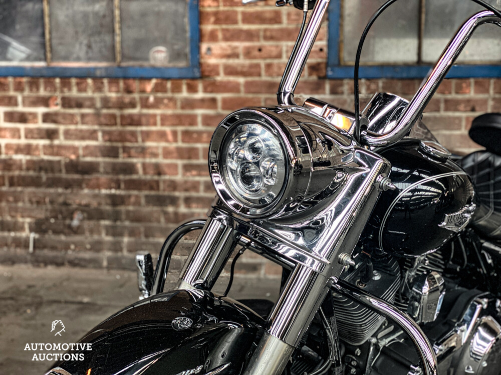 2014 Harley Davidson Road King FLHR Kreuzer.