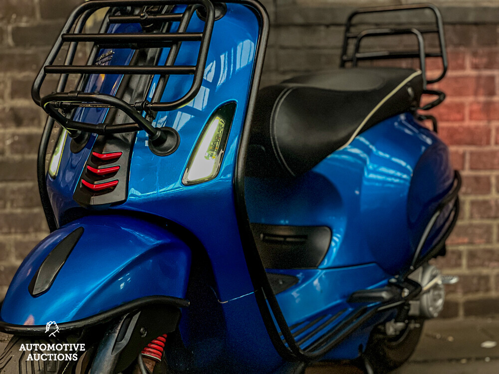 Piaggio Vespa Sprint 25km 2015, F-388-ZD -Volle Option-.