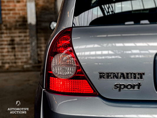 Renault Sport Clio RS2.0 172PS 2004 -YOUNGTIMER- .