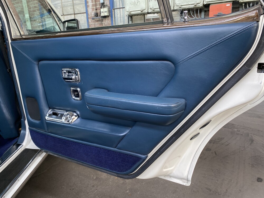 Rolls-Royce Silver Spur 6.8 V8 1984.