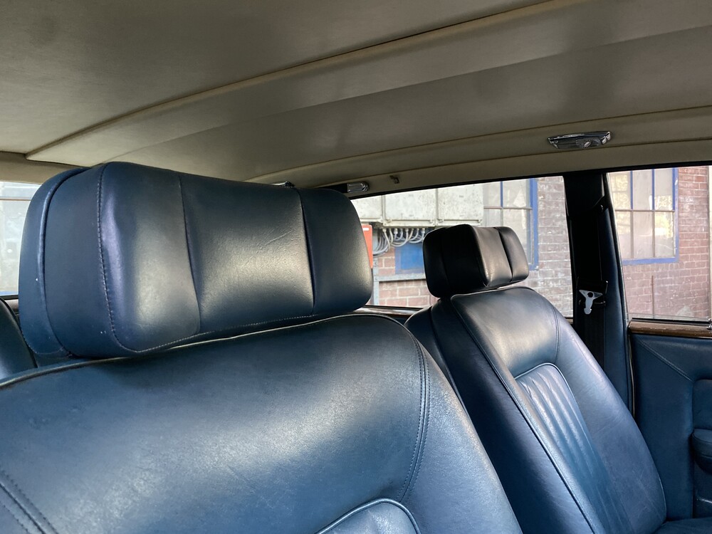 Rolls-Royce Silver Spur 6.8 V8 1984.