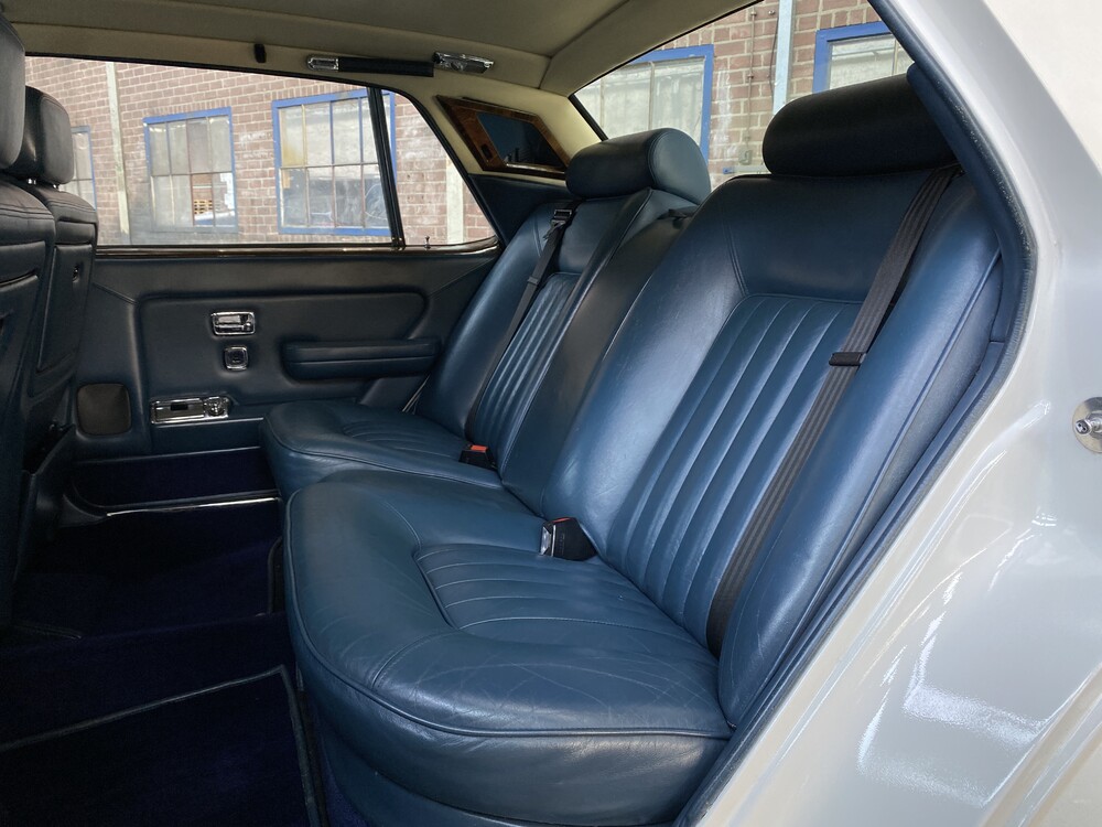 Rolls-Royce Silver Spur 6.8 V8 1984.