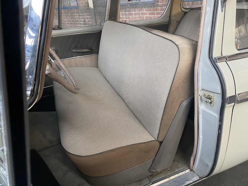 Studebaker Commander 4.2 V8 1955, SX-92-75.