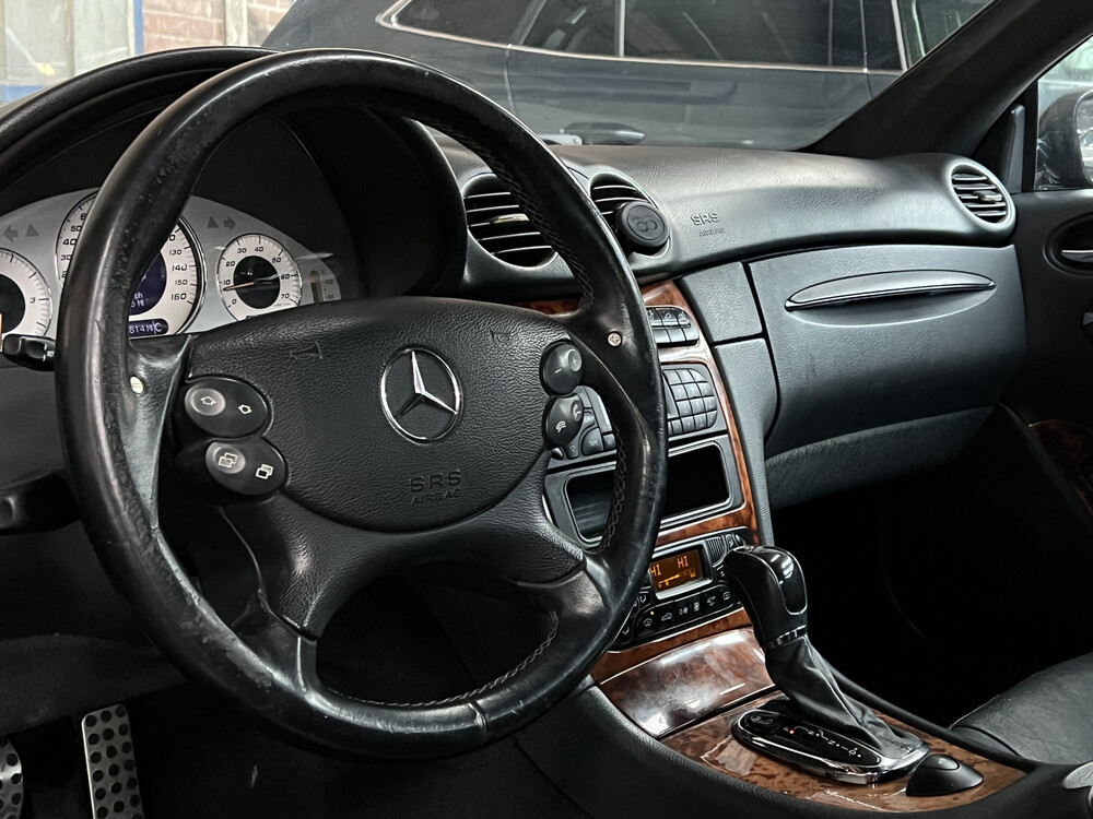 Mercedes-Benz CLK55 AMG V8 350 PS 2004 CLK-Klasse.
