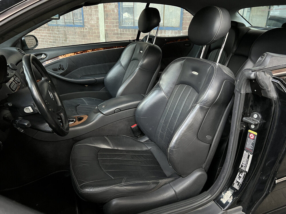 Mercedes-Benz CLK55 AMG V8 350 PS 2004 CLK-Klasse.