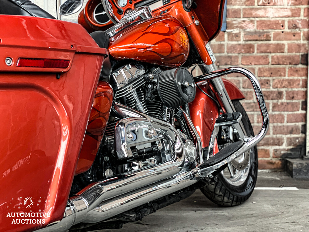 Harley-Davidson FLHT Electra Glide Standard Cruiser 1200 ccm 2007.