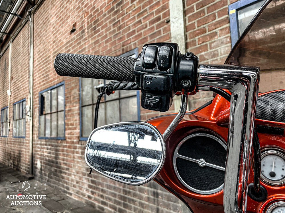 Harley-Davidson FLHT Electra Glide Standard Cruiser 1200 ccm 2007.