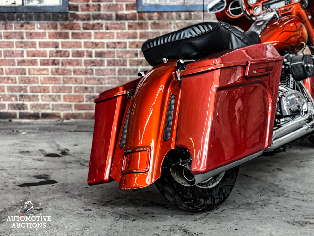 Harley-Davidson FLHT Electra Glide Standard Cruiser 1200 ccm 2007.