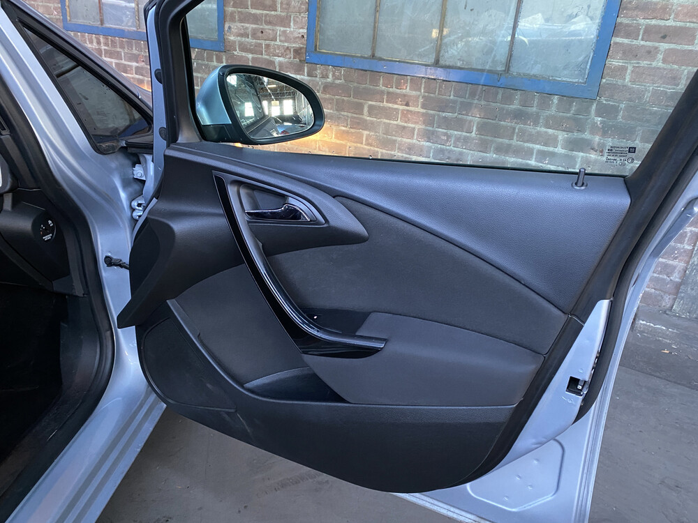 Opel Astra Turbo LPG Business+ 2014, SK-794-N.