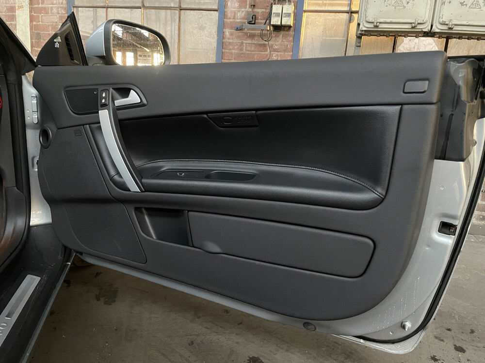 Volvo C70 Cabrio Intro Edition 136 PS 2011, 05-NZZ-7.