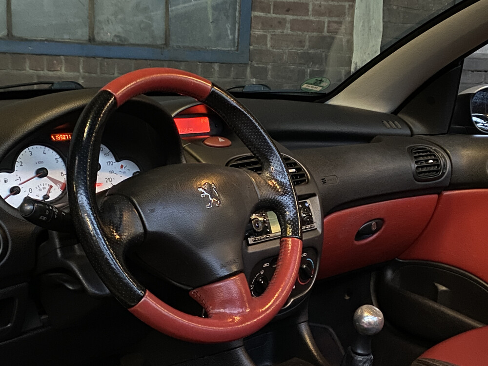 Peugeot 206 ccm 2.0-16V 136PS 2002, 58-ZF-NG.