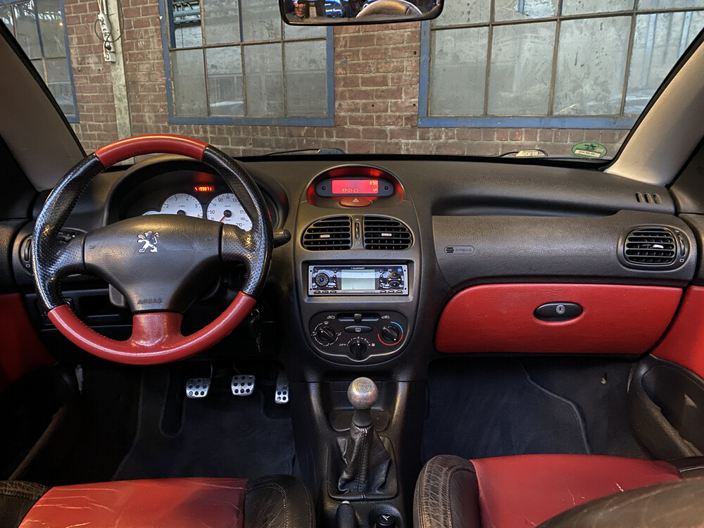Peugeot 206 ccm 2.0-16V 136PS 2002, 58-ZF-NG.