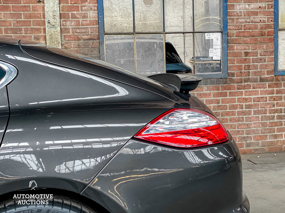 Porsche Panamera 4S 4.8 V8 400 PS 2010, R-104-RX.