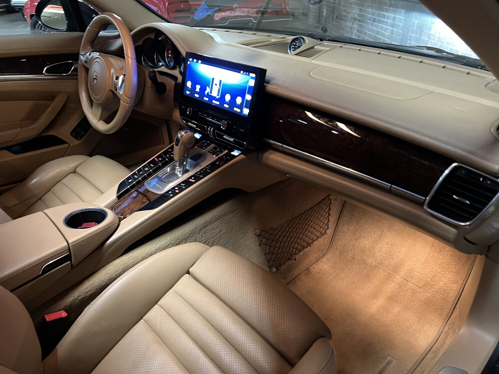 Porsche Panamera 4S 4.8 V8 400 PS 2010, R-104-RX.