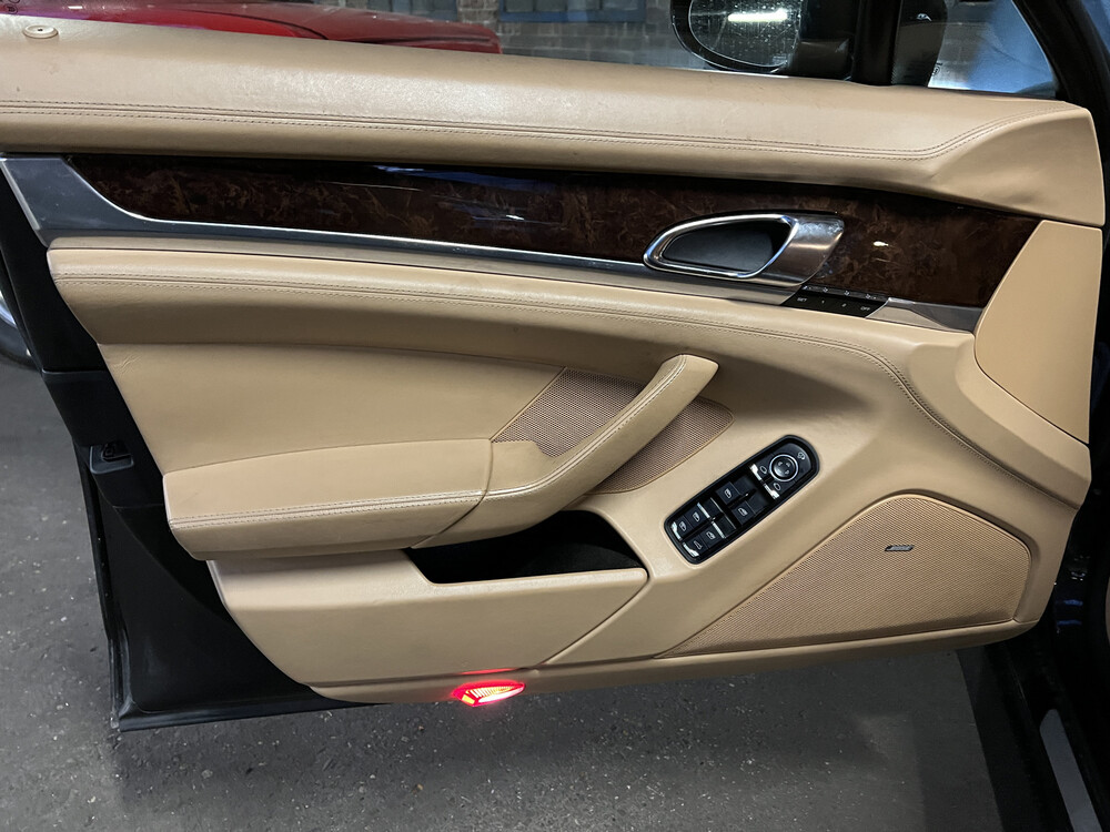 Porsche Panamera 4S 4.8 V8 400 PS 2010, R-104-RX.