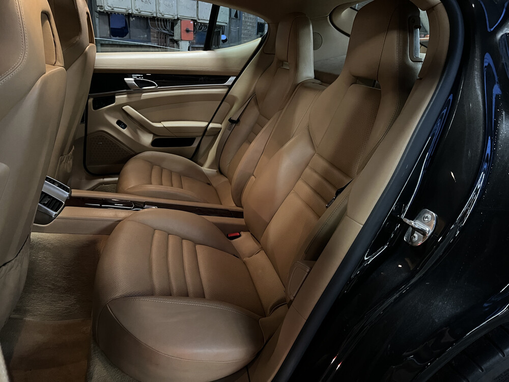 Porsche Panamera 4S 4.8 V8 400 PS 2010, R-104-RX.