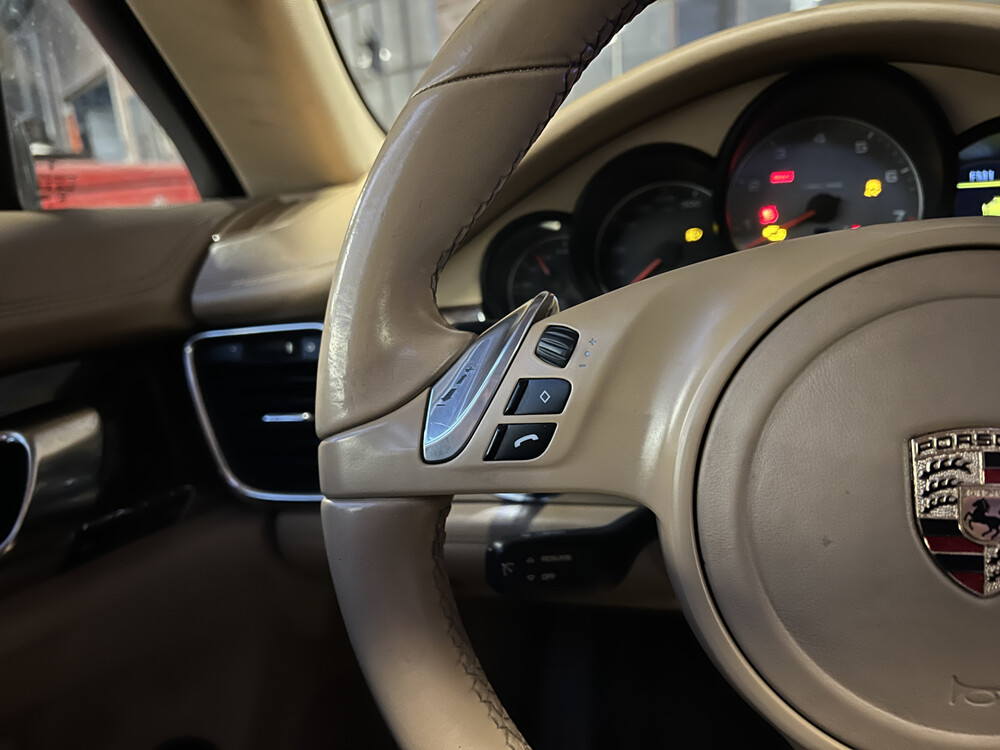 Porsche Panamera 4S 4.8 V8 400 PS 2010, R-104-RX.