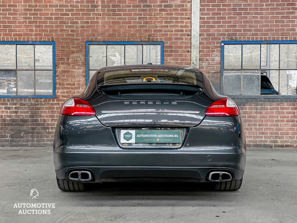 Porsche Panamera 4S 4.8 V8 400 PS 2010, R-104-RX.