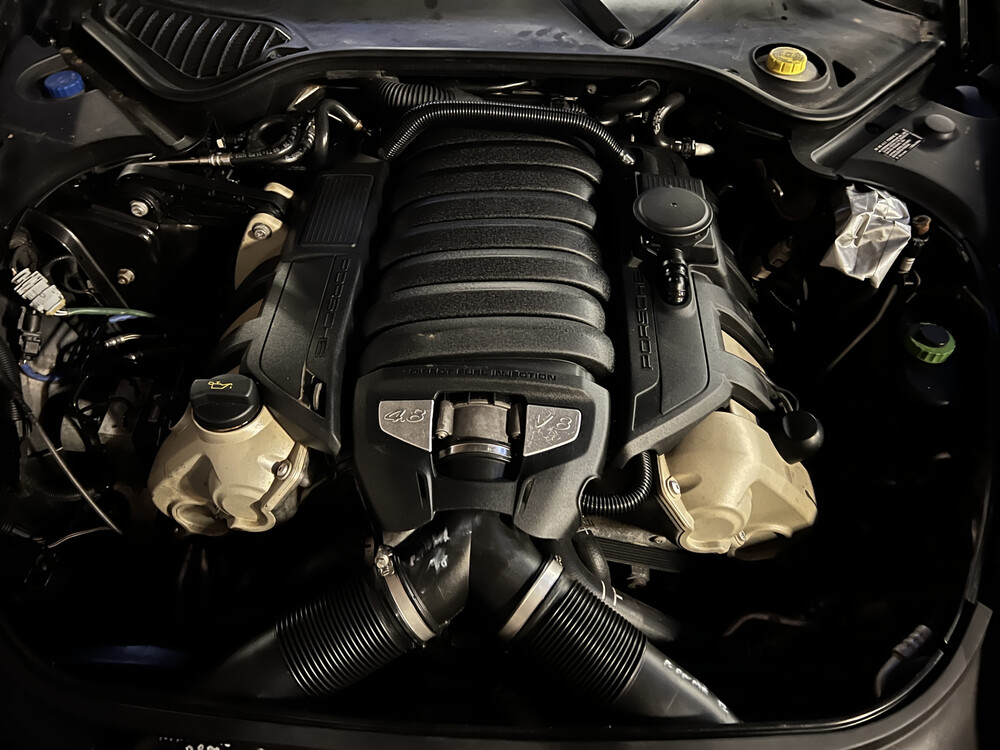 Porsche Panamera 4S 4.8 V8 400 PS 2010, R-104-RX.