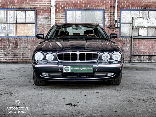 Jaguar XJ 3.5 V8 Executive 258hp 2003 -Orig. NL-, 98-LS-SN.