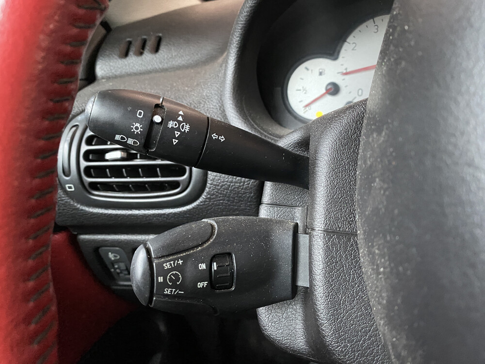 Peugeot 206 CC 109 PS 2002, 13-LVL-3.