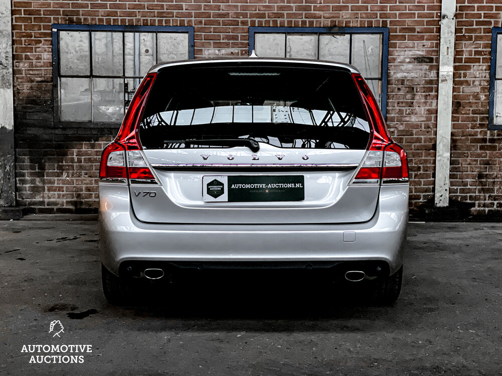 Volvo V70 2.0 T5 Momentum 244 PS 2015, K-829-ND.