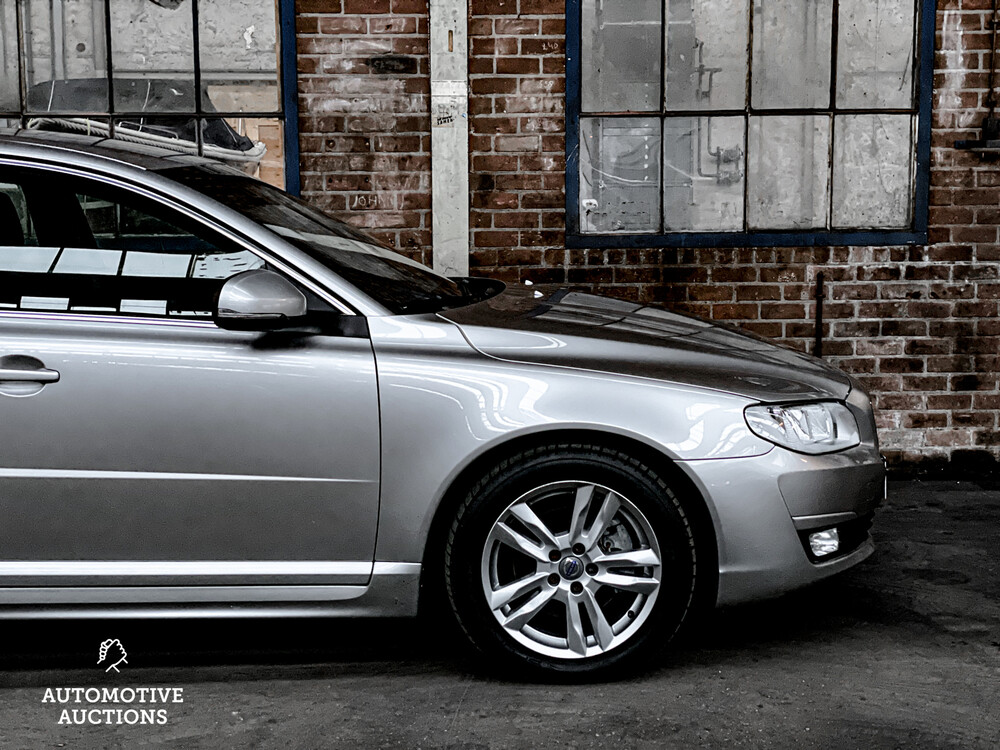 Volvo V70 2.0 T5 Momentum 244 PS 2015, K-829-ND.