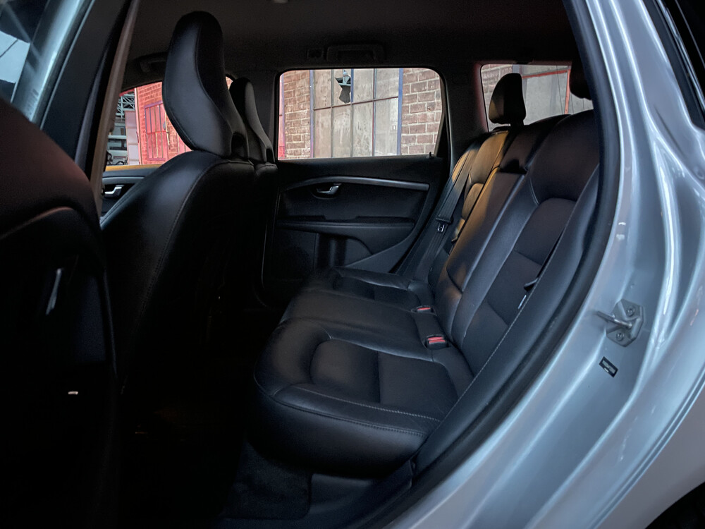 Volvo V70 2.0 T5 Momentum 244 PS 2015, K-829-ND.