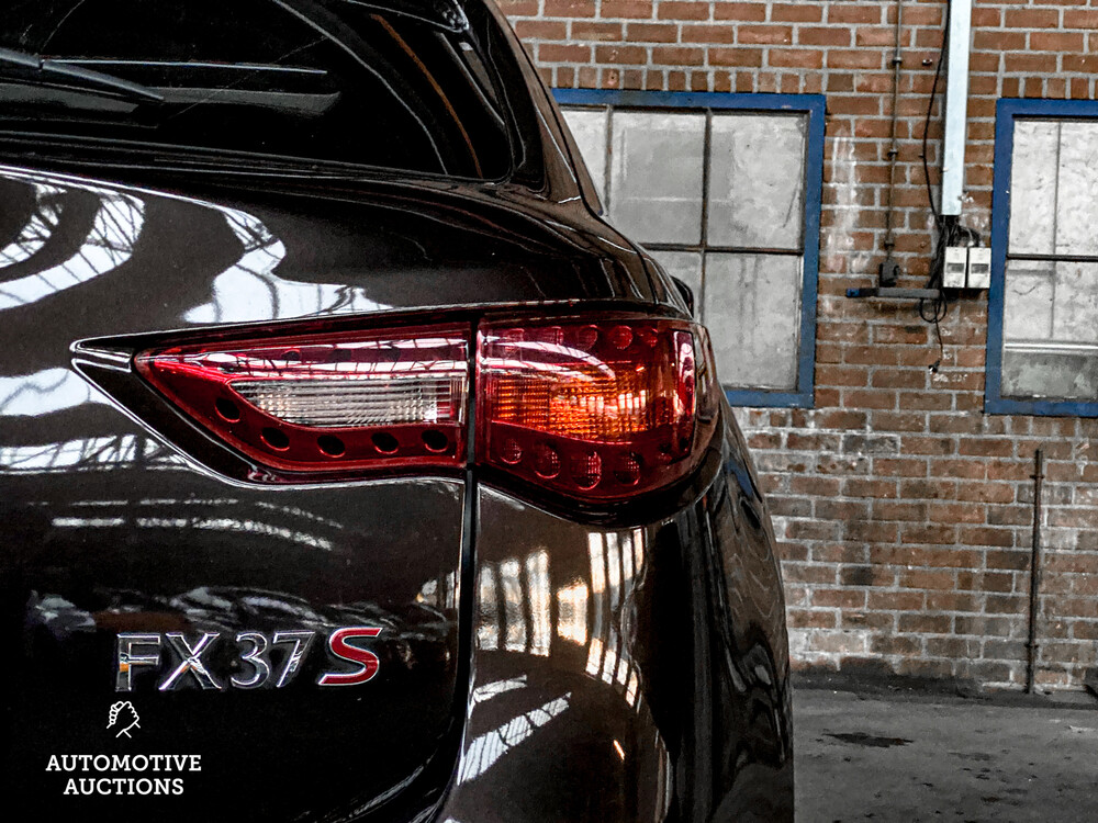 Infiniti FX 37 S Premium 320PS 2011 -Orig. NL-, 15-NZX-4.