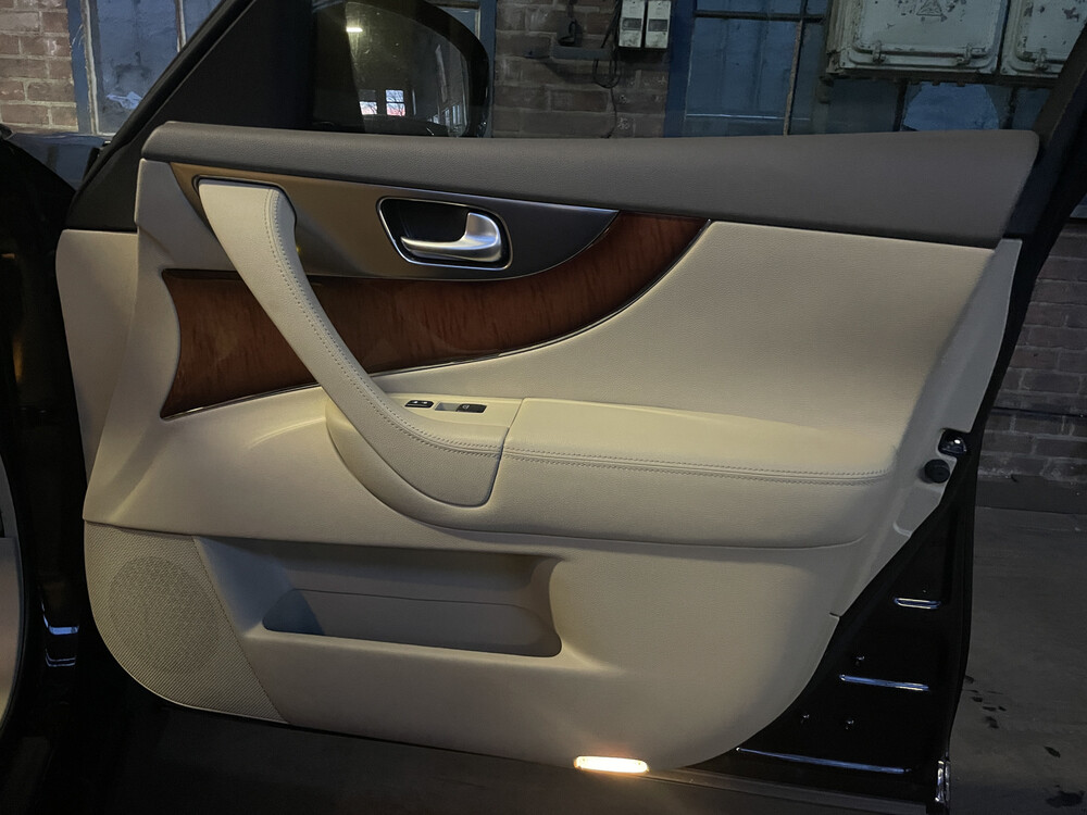 Infiniti FX 37 S Premium 320PS 2011 -Orig. NL-, 15-NZX-4.