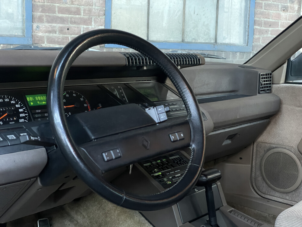 Renault 25 V6 Einspritzung 152 PS 1985.