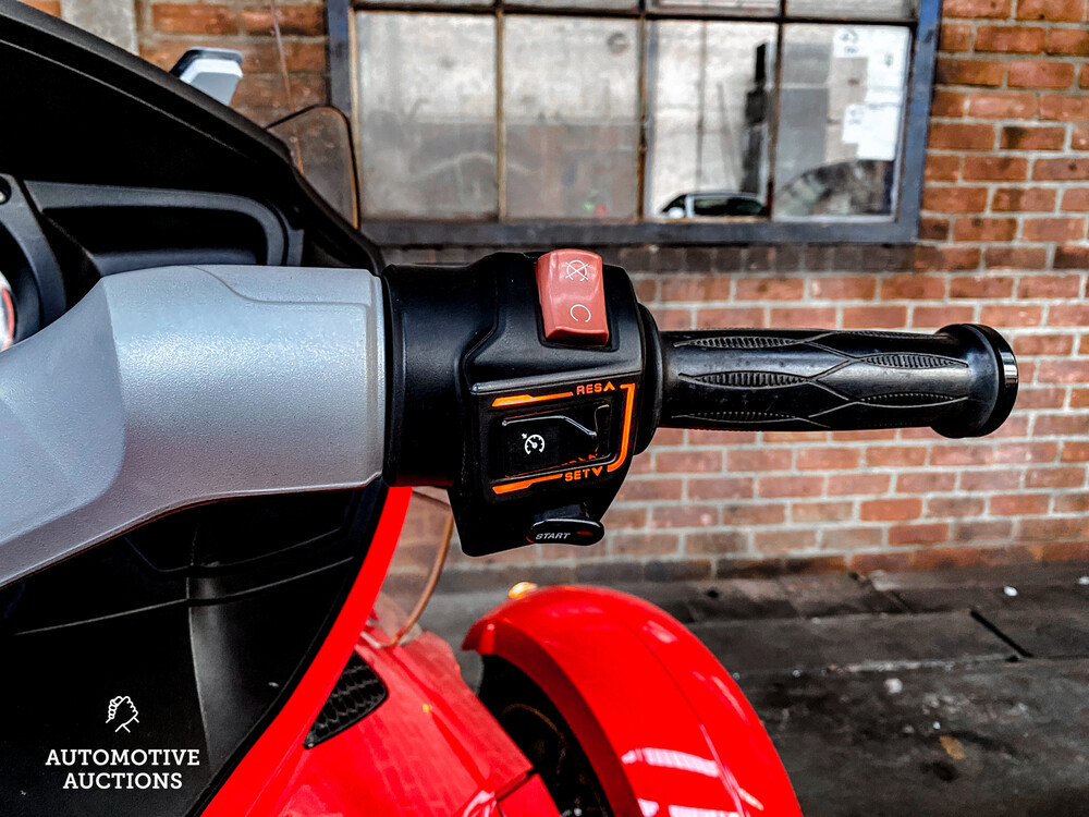 Can-Am Spyder RT Trike 97 PS 2012.