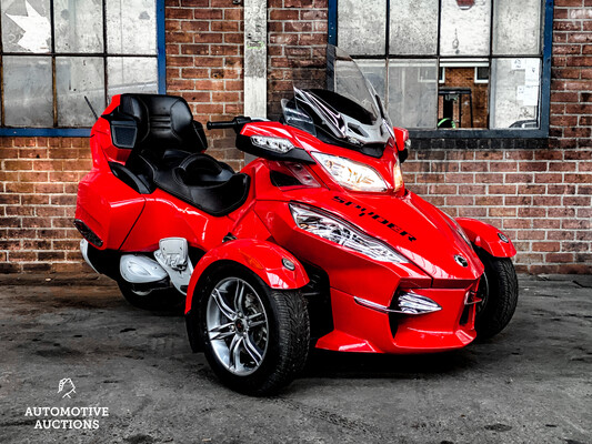 Can-Am Spyder RT Trike 97 PS 2012.
