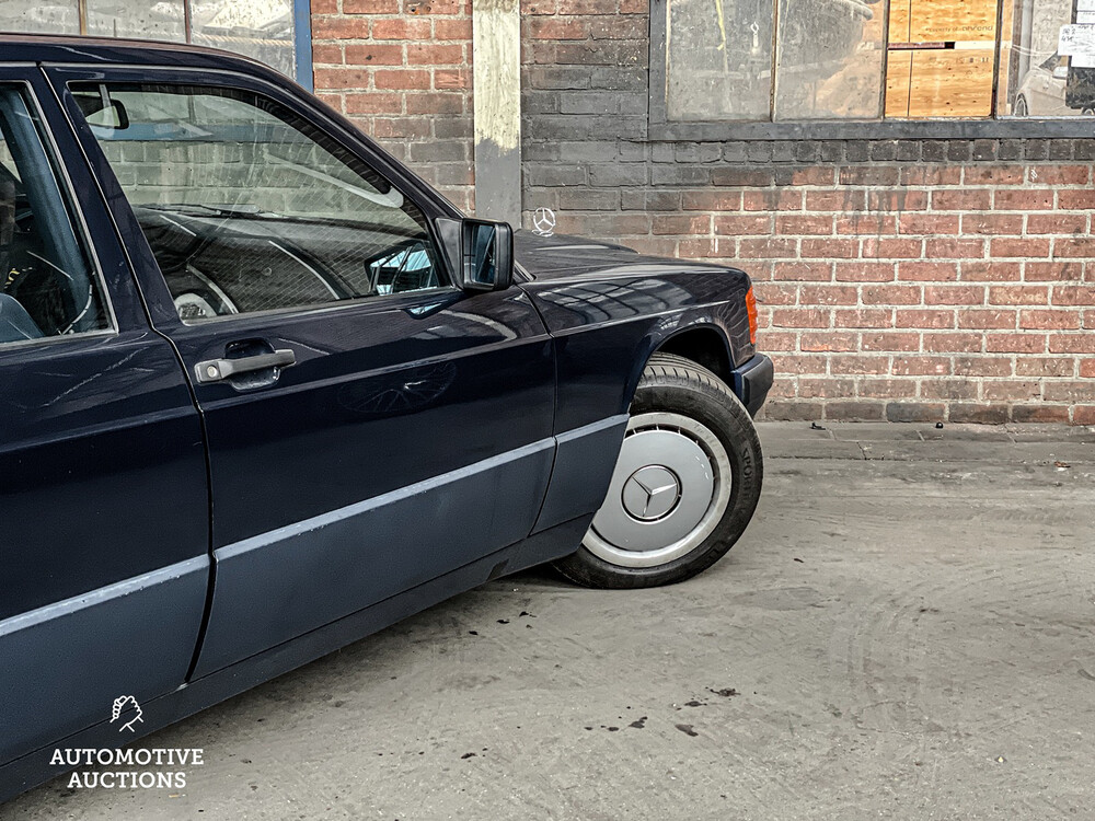 Mercedes-Benz E190 1.8 Basic U9 E-Klasse 1992, DJ-GV-87.