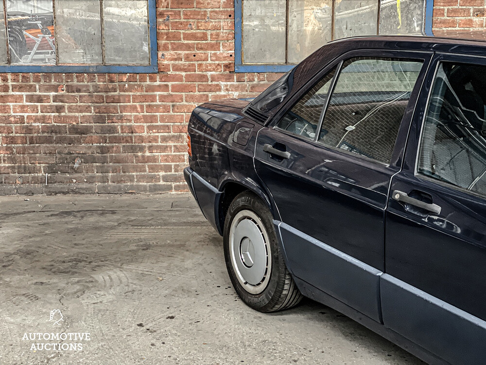 Mercedes-Benz E190 1.8 Basic U9 E-Klasse 1992, DJ-GV-87.