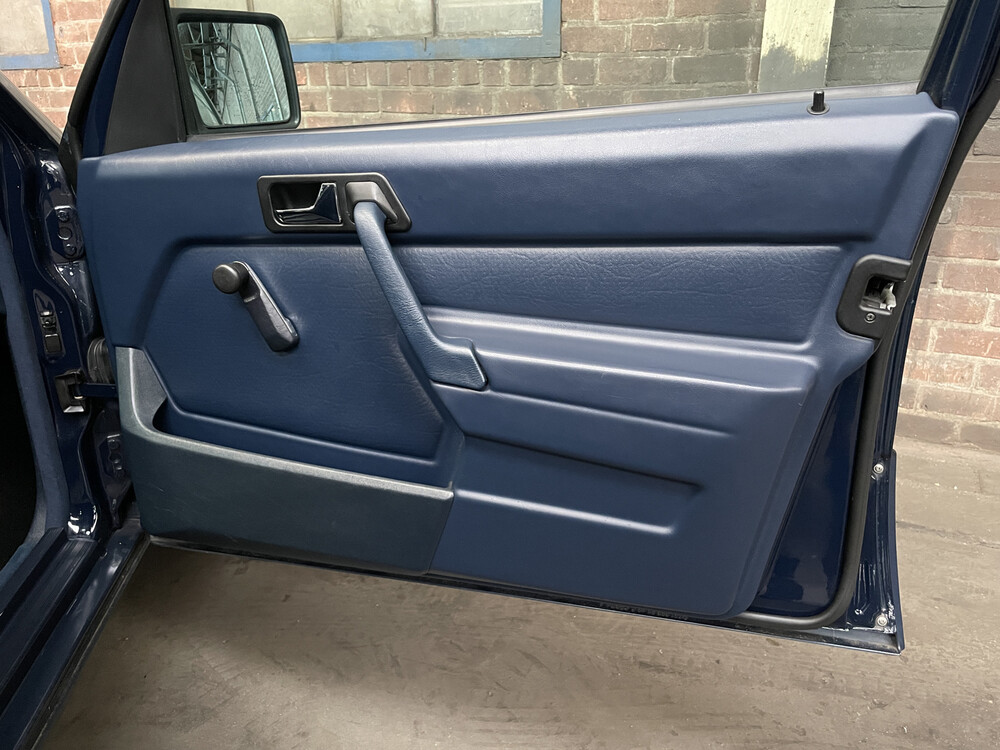 Mercedes-Benz E190 1.8 Basic U9 E-Klasse 1992, DJ-GV-87.