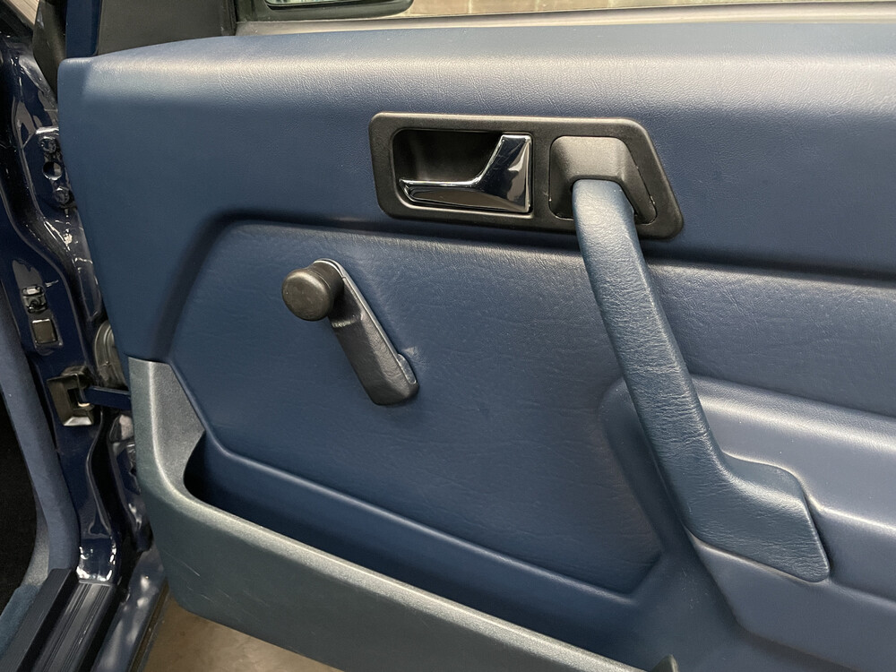 Mercedes-Benz E190 1.8 Basic U9 E-Klasse 1992, DJ-GV-87.