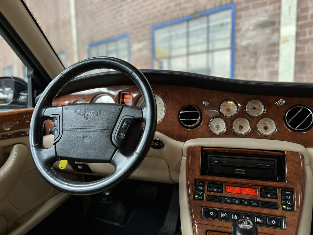 Bentley Arnage Green Label 4.4 V8 1999, R-317-XF.
