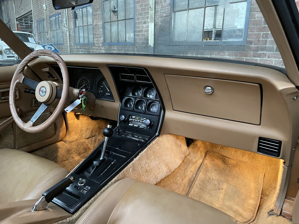 Chevrolet Corvette C3 V8 1982.