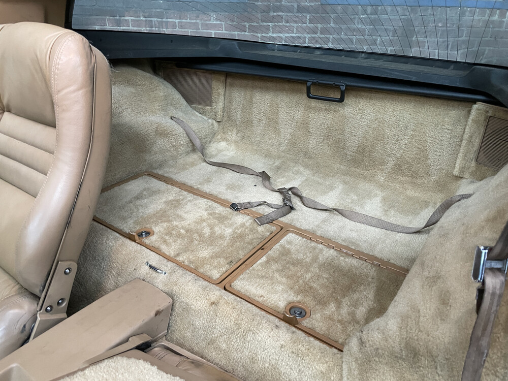 Chevrolet Corvette C3 V8 1982.