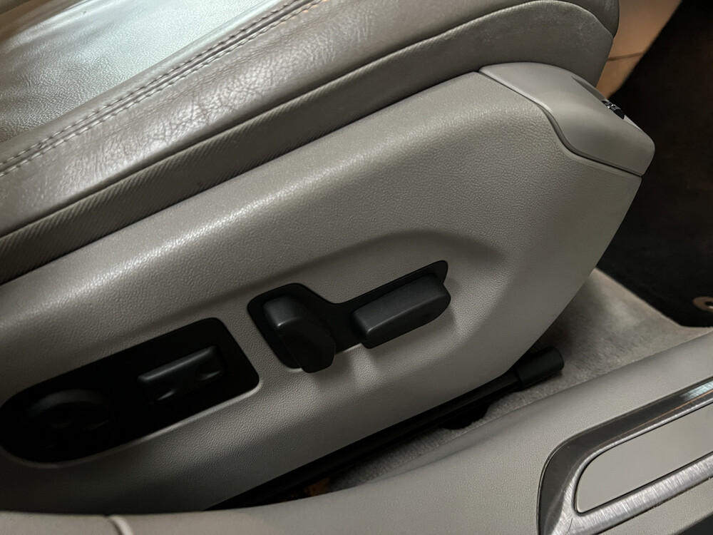 Citroën C5 Tourer 2.7 V6 HDiF Exclusive 204PS 2008 -Orig. NL-, 66-GPL-7.