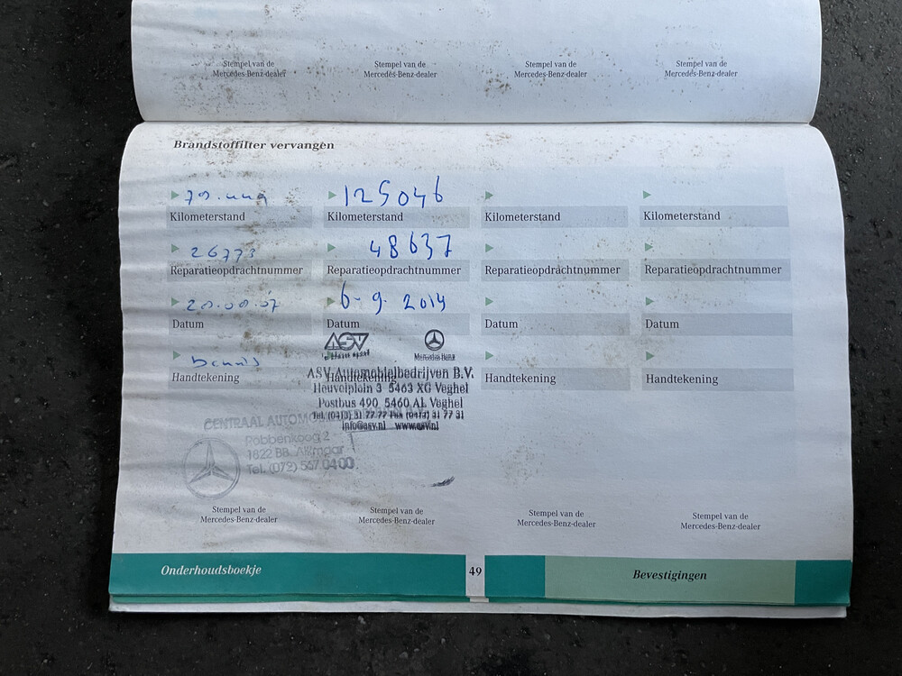 Mercedes-Benz SL500 306PS 2001 SL-Klasse -Org. NL-, 82-HN-RG.