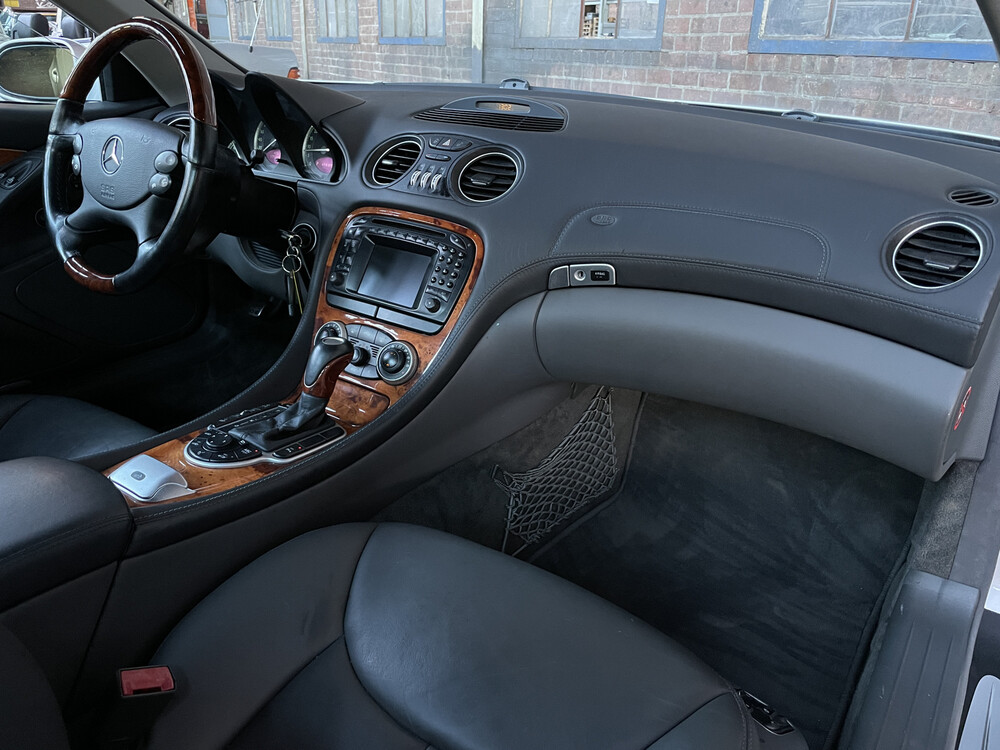 Mercedes-Benz SL500 306PS 2001 SL-Klasse -Org. NL-, 82-HN-RG.