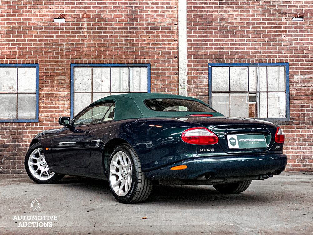 Jaguar XK8 4.0 V8 Cabriolet 286 PS 2000, 07-XJ-GG.