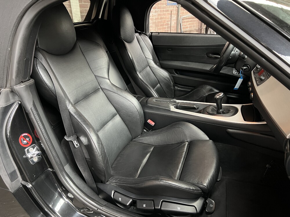 BMW Z4 Roadster Cabrio 2.5i 177 PS 2006, N-472-KV.